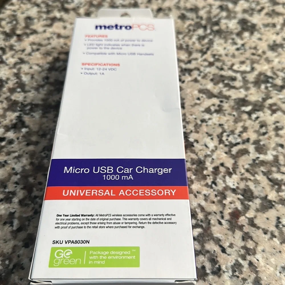 New METRO PCS Micro USB Car Charger. Compatible with USB Handsets.